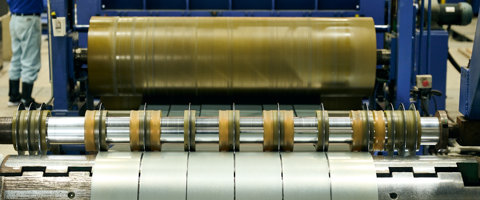 鉄鋼一次製品・二次製品など、商材の加工